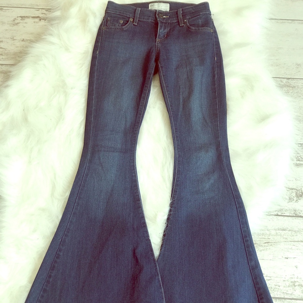 Free people bell bottoms, low rise